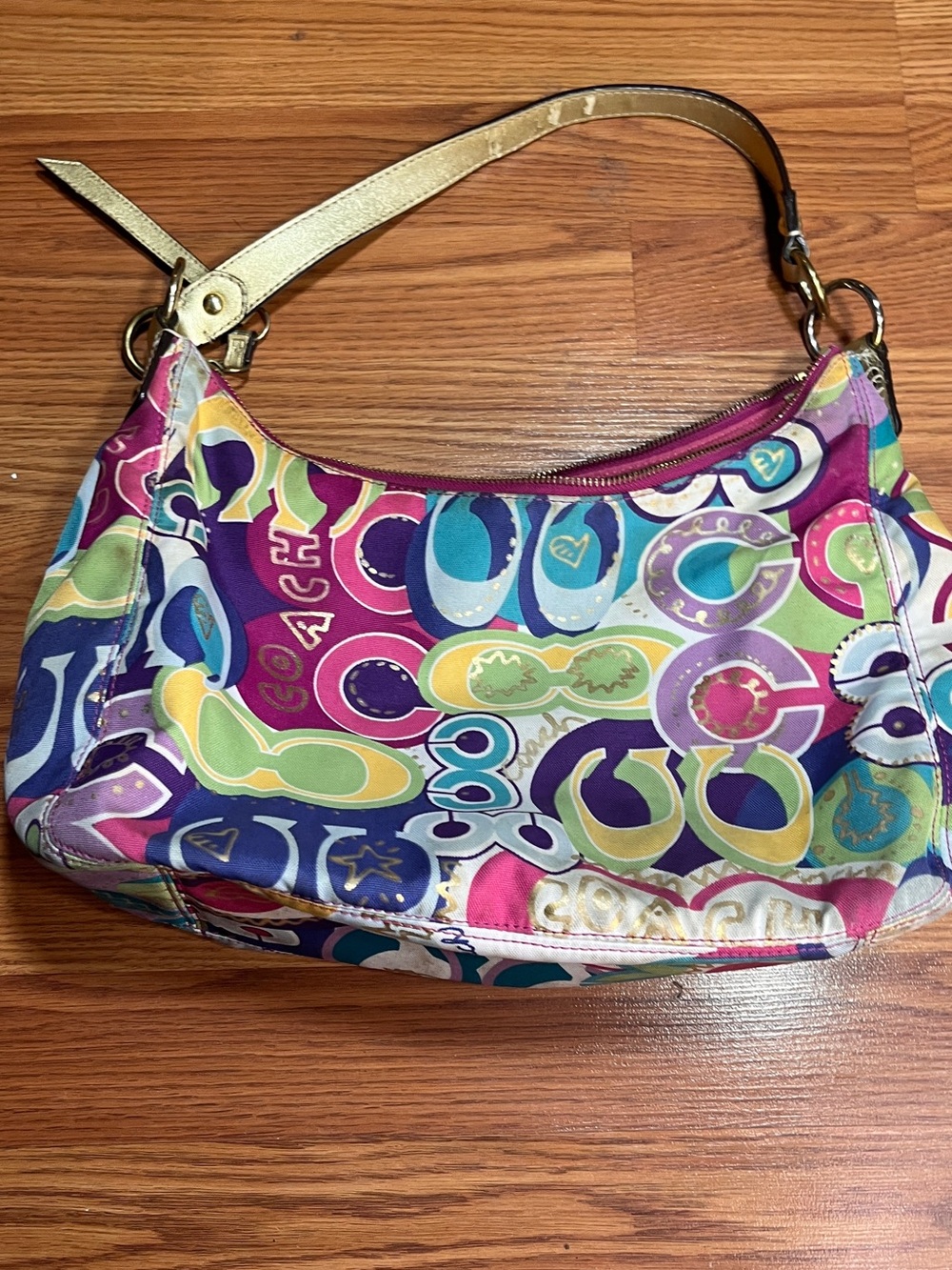 Coach Poppy Handbag Multicolor Printed Shoulder Bag with Gold Strap